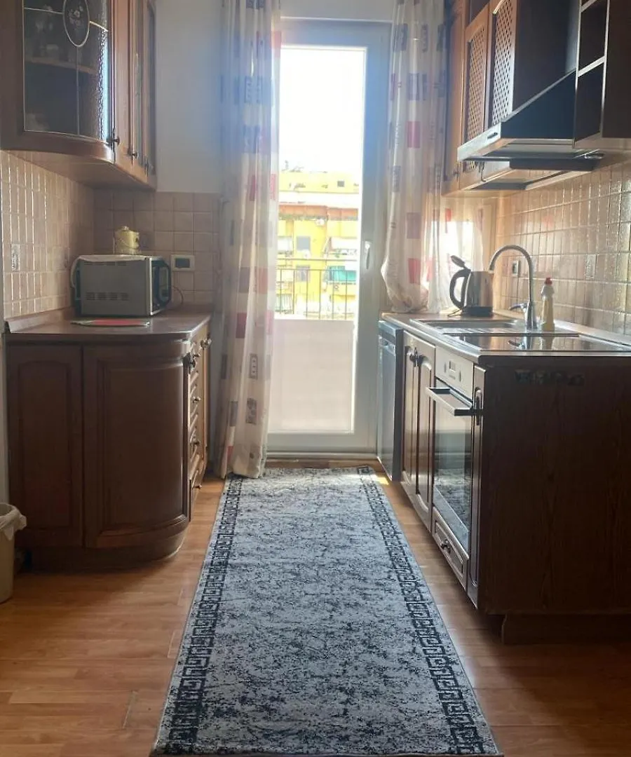 شقة Flori Penthouse City Center P2 تيرانا